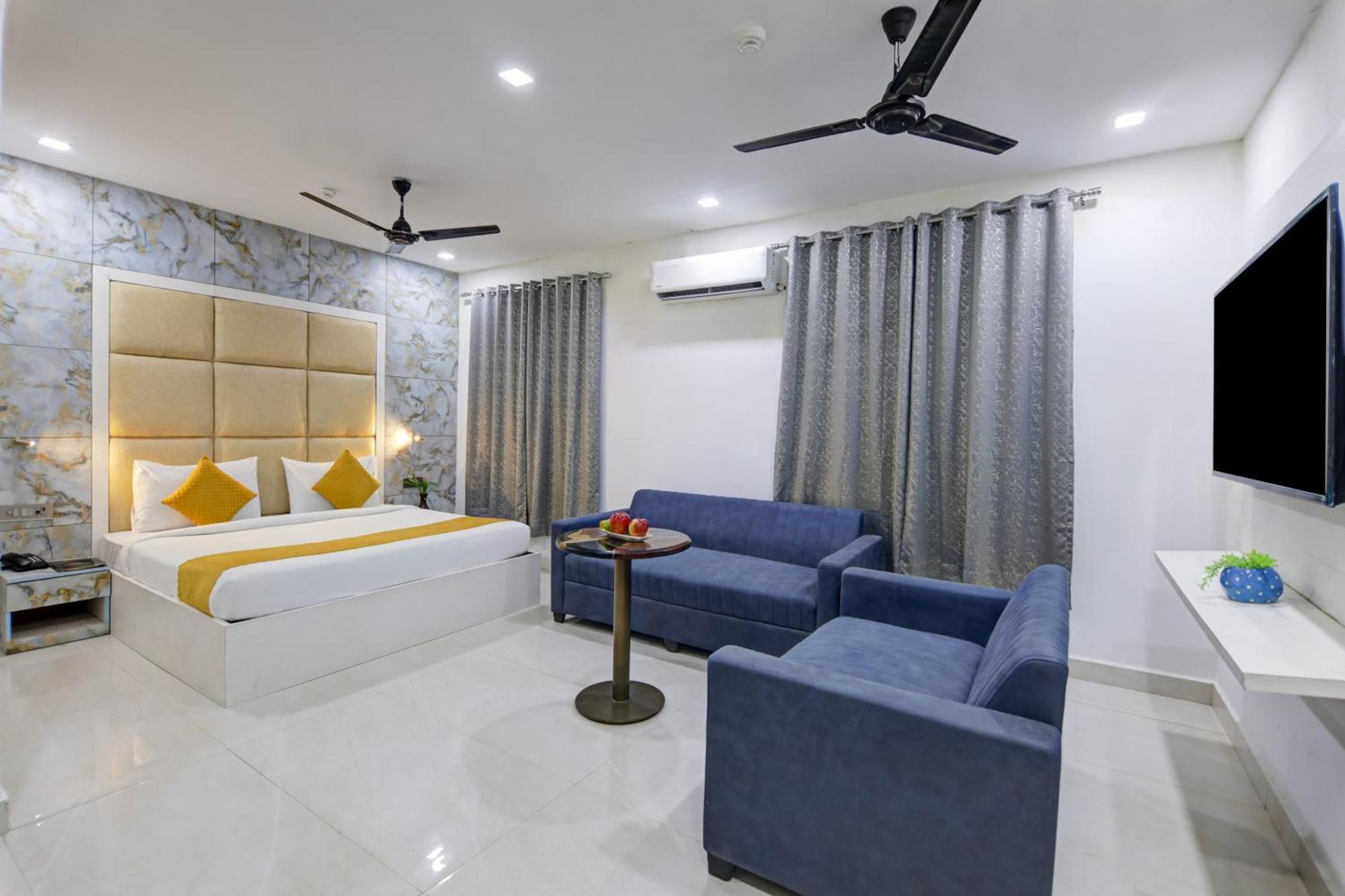 Status By Hotel The Emporio غازي أباد المظهر الخارجي الصورة