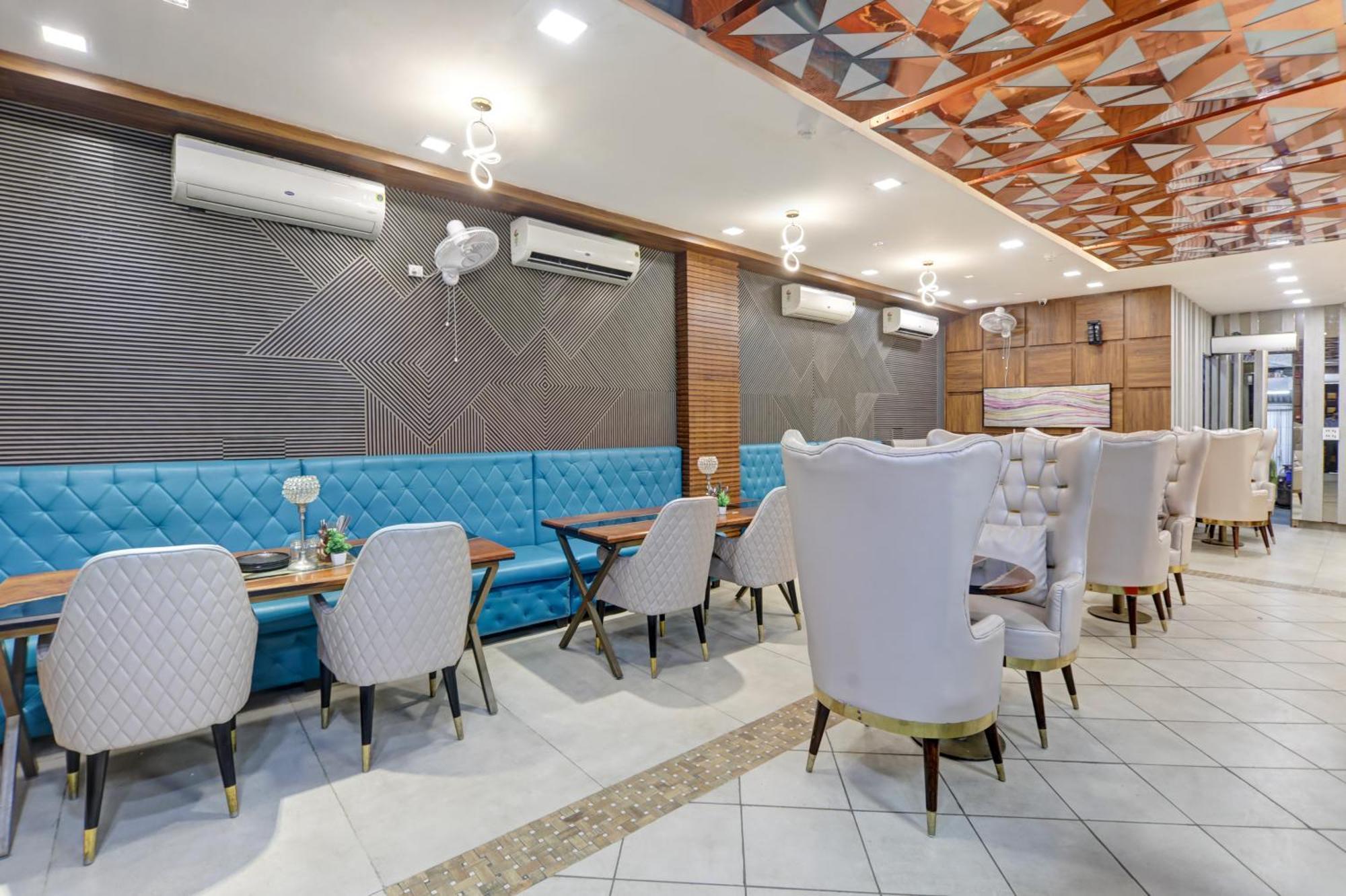 Status By Hotel The Emporio غازي أباد المظهر الخارجي الصورة